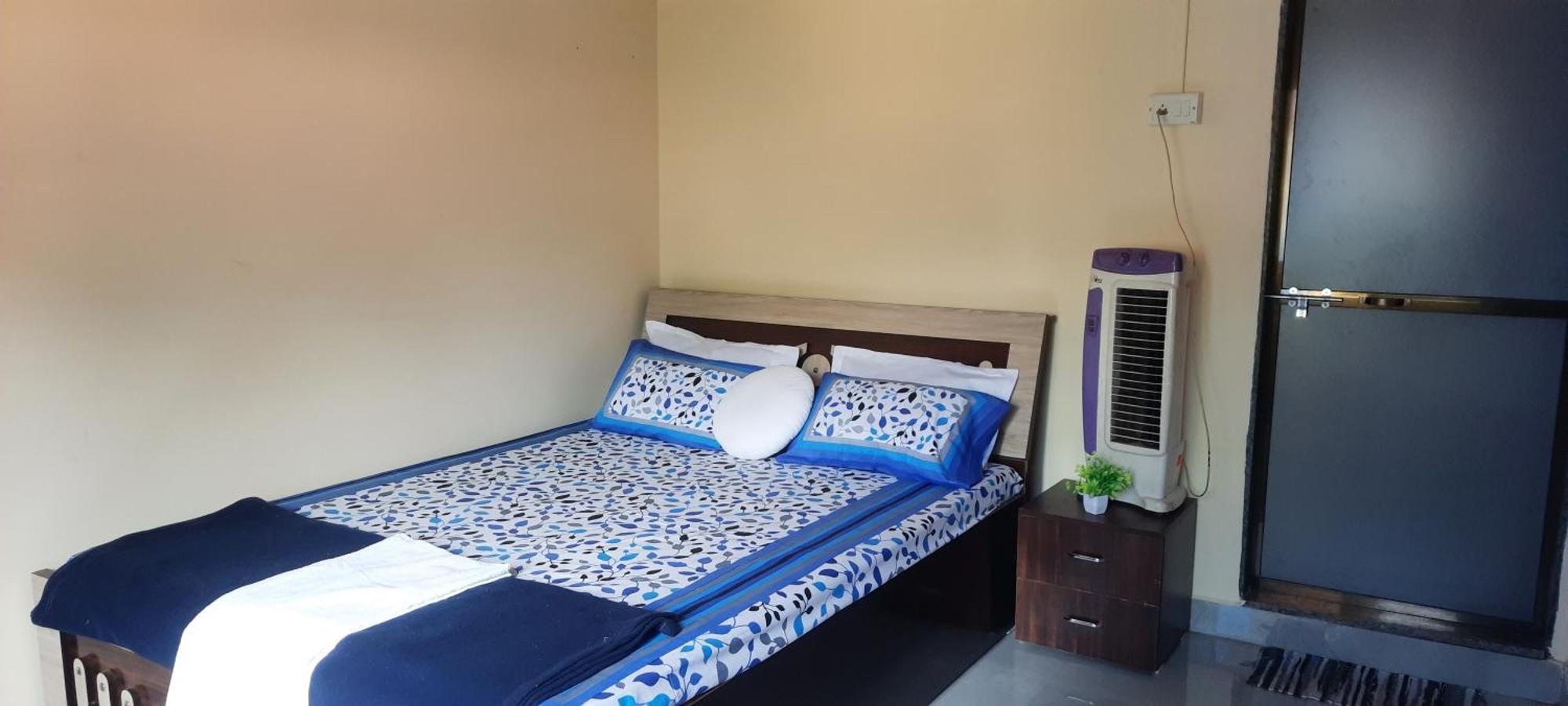 Costel Hostel Malvan Exterior photo
